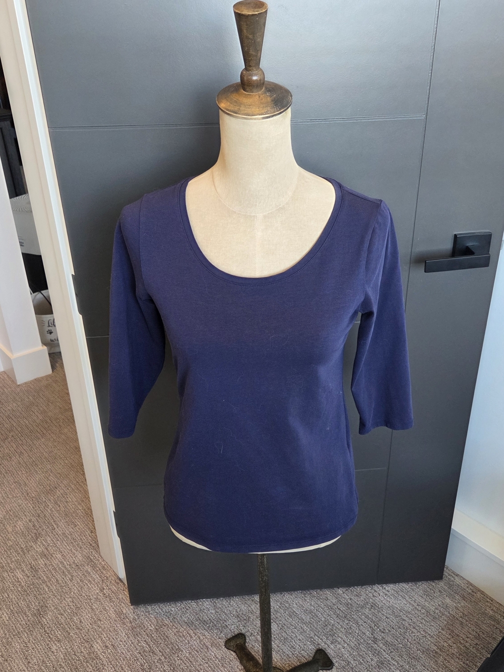 Reitmans Essentials Navy Scoop Neck Tee 3/4 Sleeve